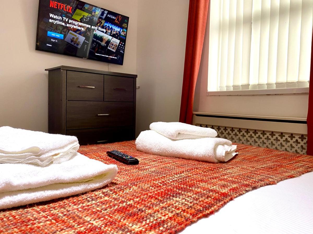 Simpson Beach View Apartments By Blackpool Service Apartments Luaran gambar
